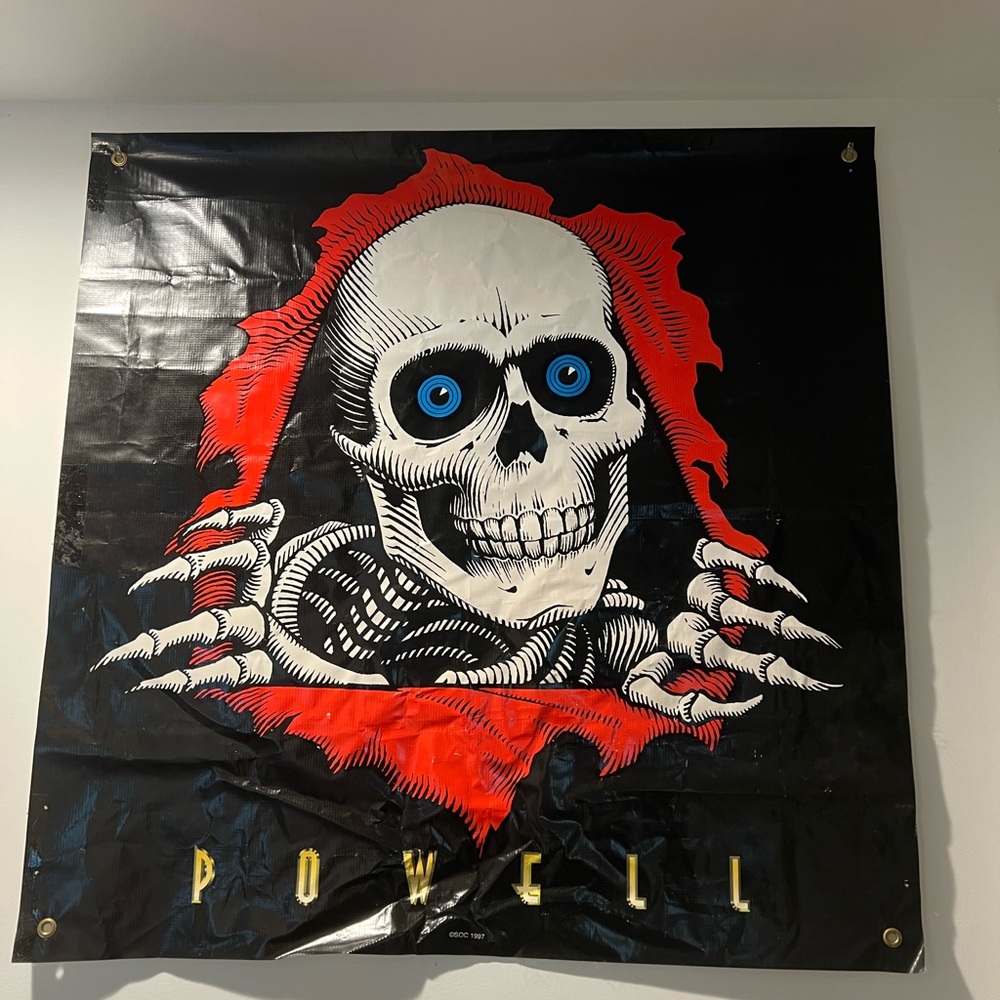 ***SOLD*** Powell Peralta Vinyl Banner 🛹